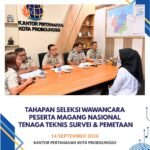 Kantor Pertanahan Kota Probolinggo melaksanakan tahapan seleksi wawancara bagi peserta Magang Nasional Tenaga Teknis Survei dan Pemetaan