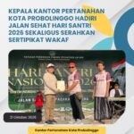 menghadiri kegiatan Jalan Sehat dalam rangka memperingati Hari Santri Tahun 2026 yang mengusung tema “Santri Menguatkan Negeri Menuju Indonesia Emas” di Yayasan Pondok Pesantren An-Nur pada Rabu (21/10).
